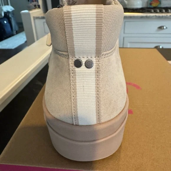 Ryka Cream Ankle Booties with Zipper and Platform Sole- NWT - Picture 6 of 6